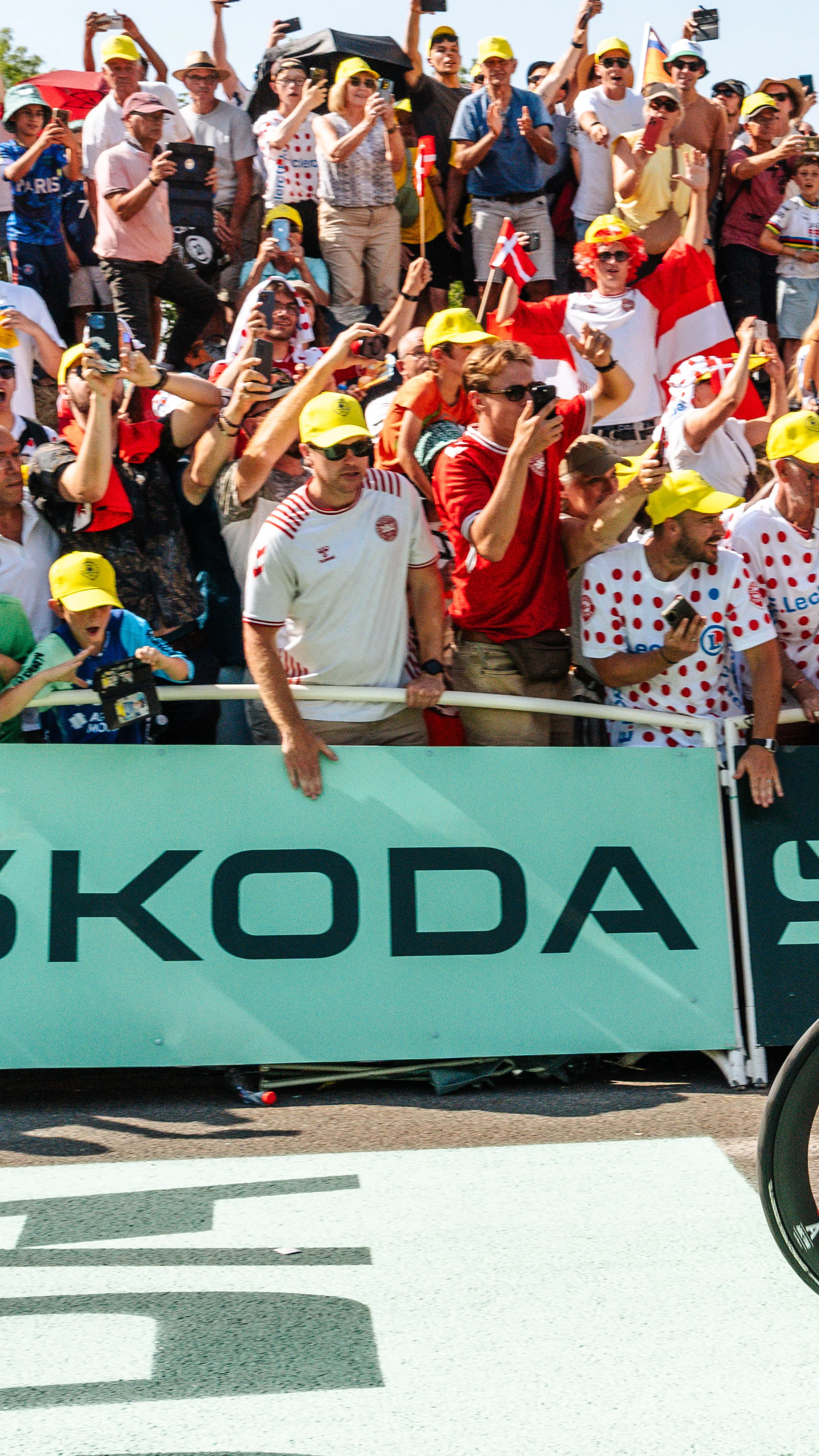 Fusion: High-Performance Dansk Sportstøj